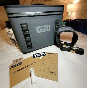 Yeti Hopper 18 flip soft cooler